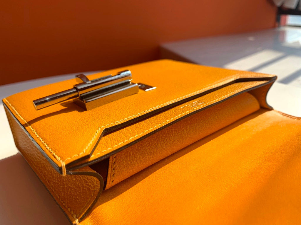 Hermès 9D Amber Verrou 21 Bag