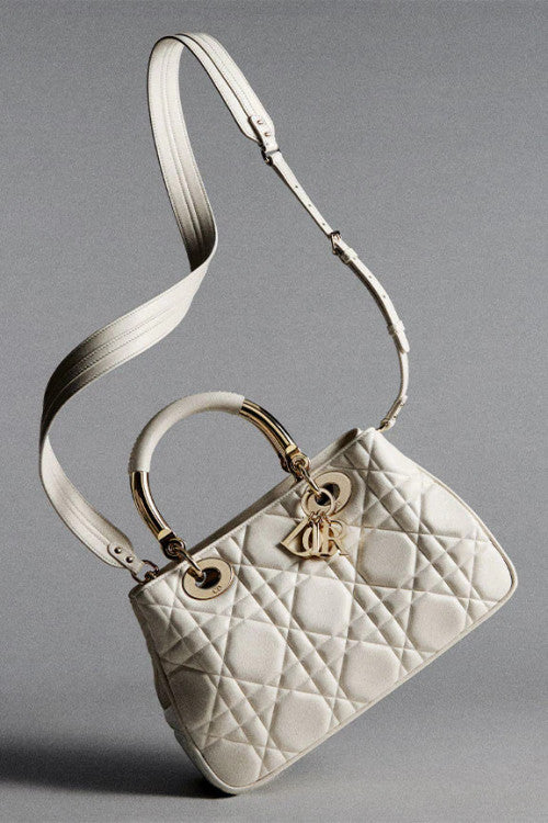 [Priority Release] Christian Dior The lady Dior 95.22 Bag Medium White
