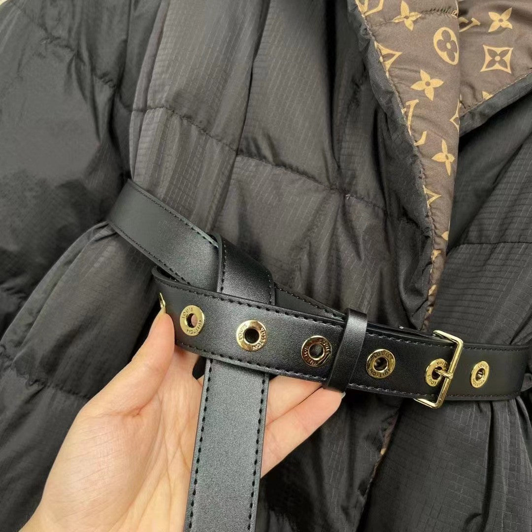Louis Vuitton 1AA8X7 LONG PILLOW PUFFER WRAP COAT