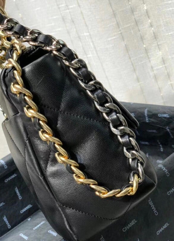 CHANEL 19 Flap Bag