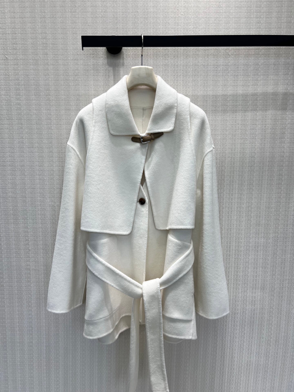 Hermès White Cashmere Wrap Coat Hermès