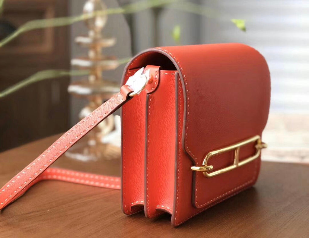 Hermes Orange Evercolor UN POINT SUR DEUX  Mini Roulis Bag