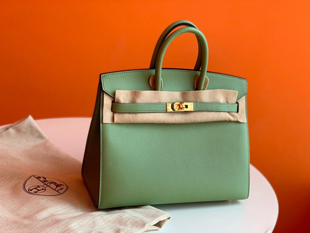 Hermes 3I Vert Criquet Birkin 25 cm Epsom Gold Hardware