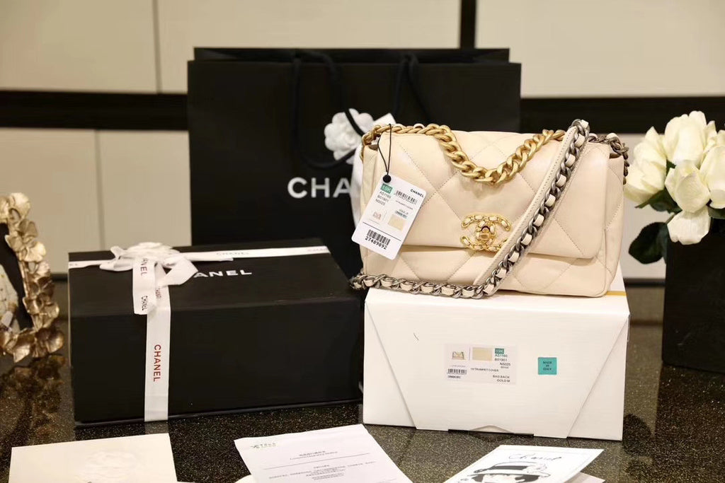 CHANEL 19 Flap Bag  Light Beige
