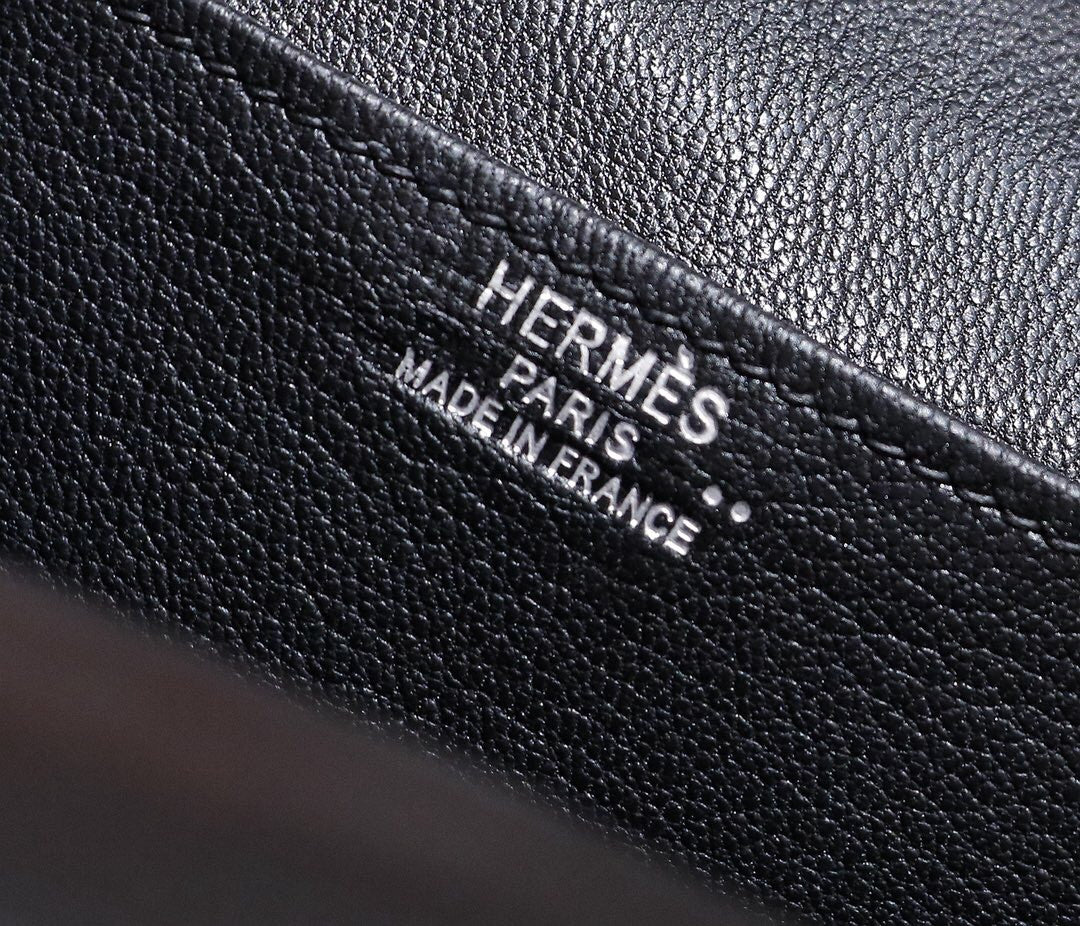 Hermes Halzan 31 cm in Black Niloticus crocodile leather