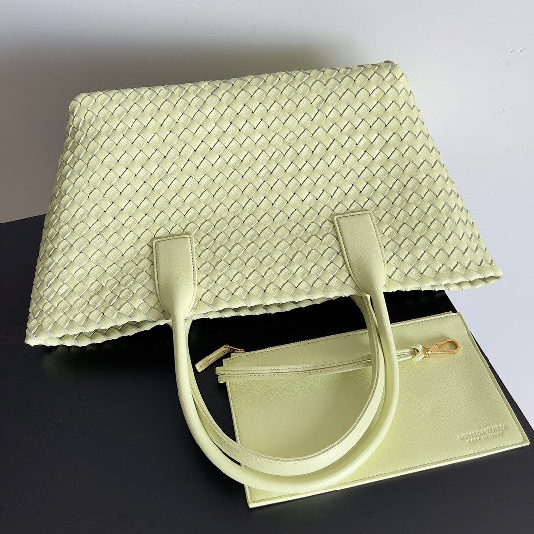 Bottega Veneta Small Cabat New Sauge