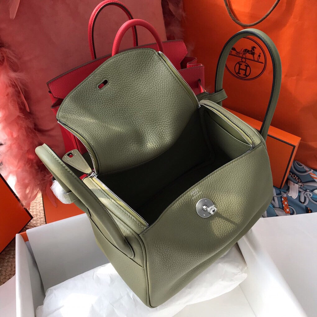 Hermes  Sauge Lindy 26 Togo Palladium Hardware