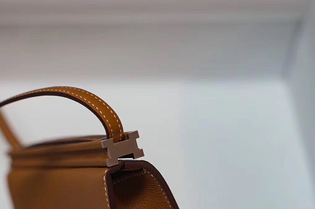 Hermes Clic-H 21 bag Gold