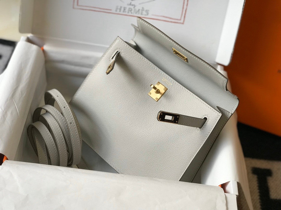 Hermes GRIS PERLE  Kelly Danse Bag Evercolour Leather Gold Hardware