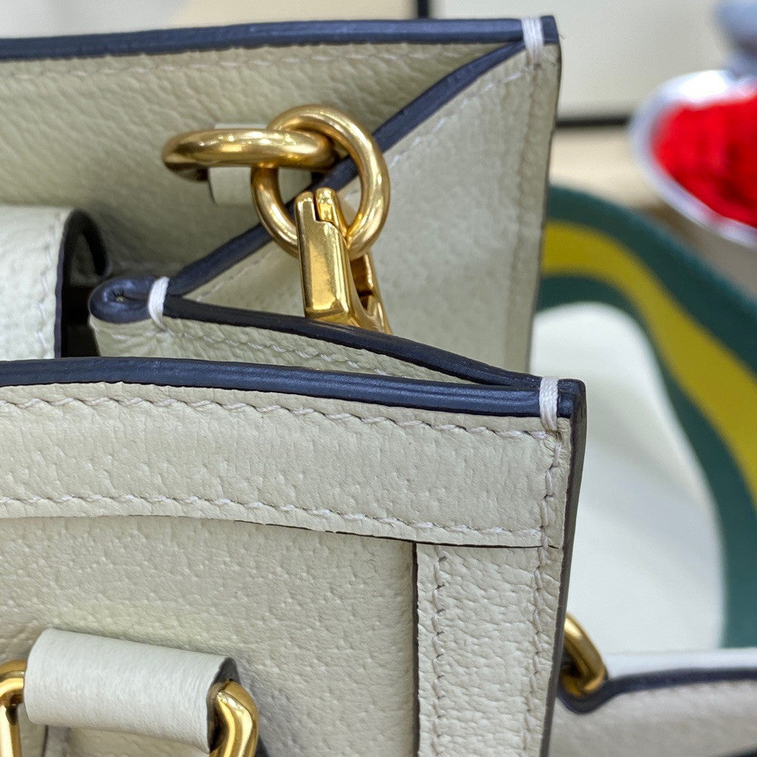 Gucci Diana Mini tote bag White