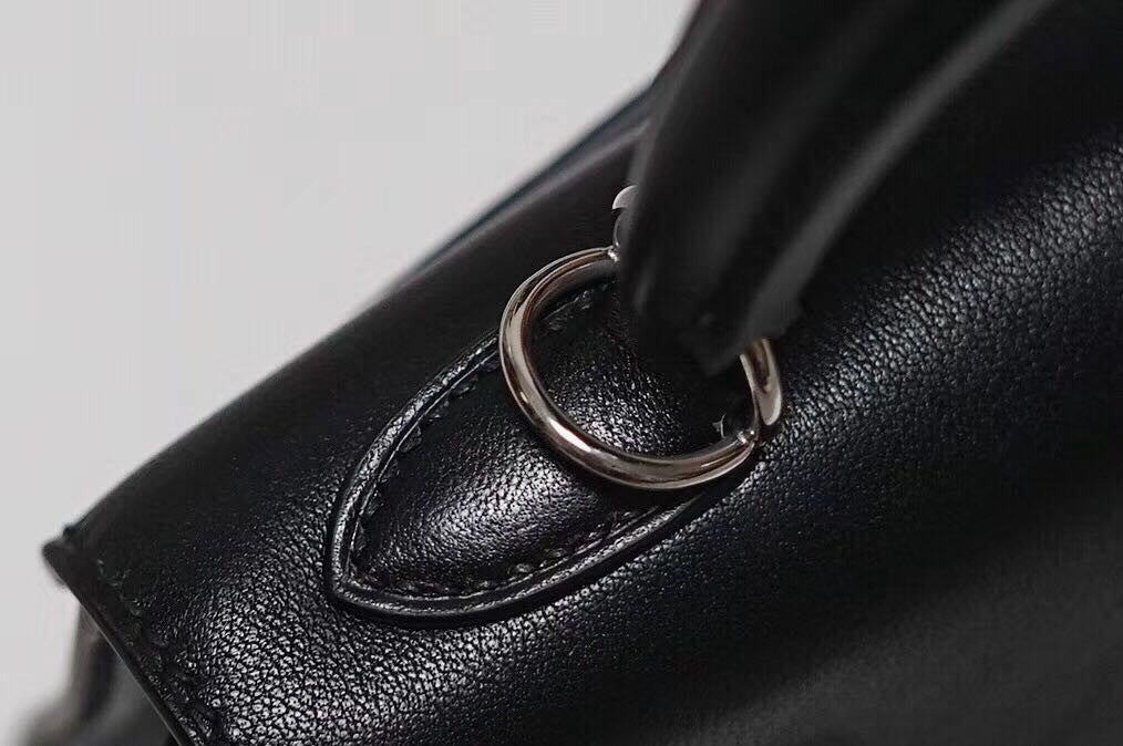 Hermes  FEATHER KELLY 32 Black Peacock feather & Box Leather with Palladium Hardware