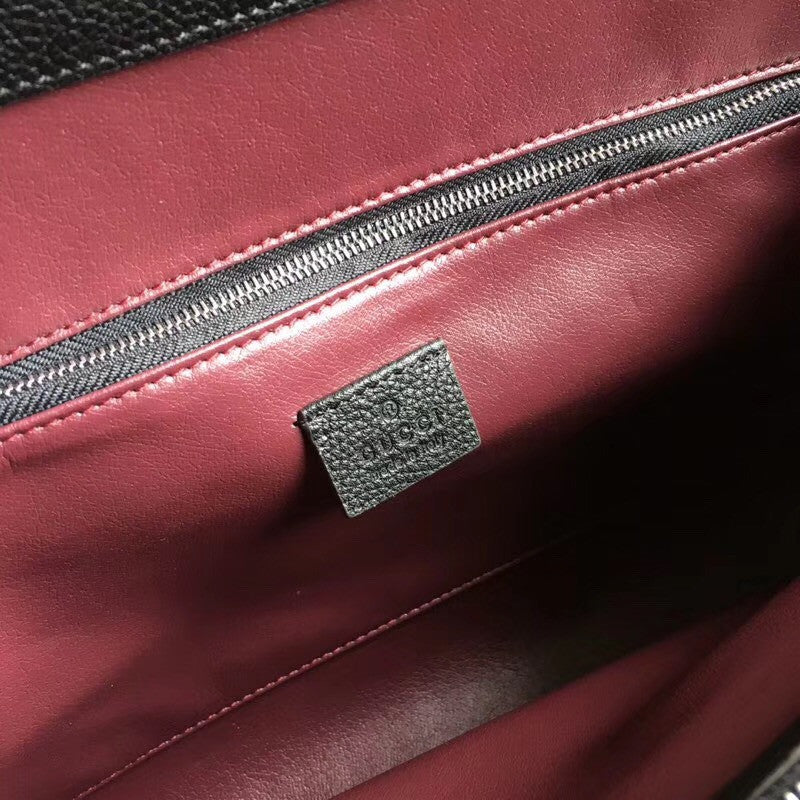 Gucci Zumi grainy leather medium top handle bag Black