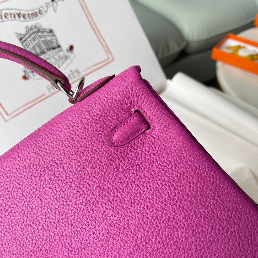 Hermès Magnolia Kelly 25  Togo Palladium Hardware