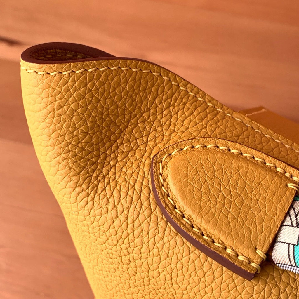 Hermes Kelly 24/24 Amber Swift & Togo Leather with Gold Hardware