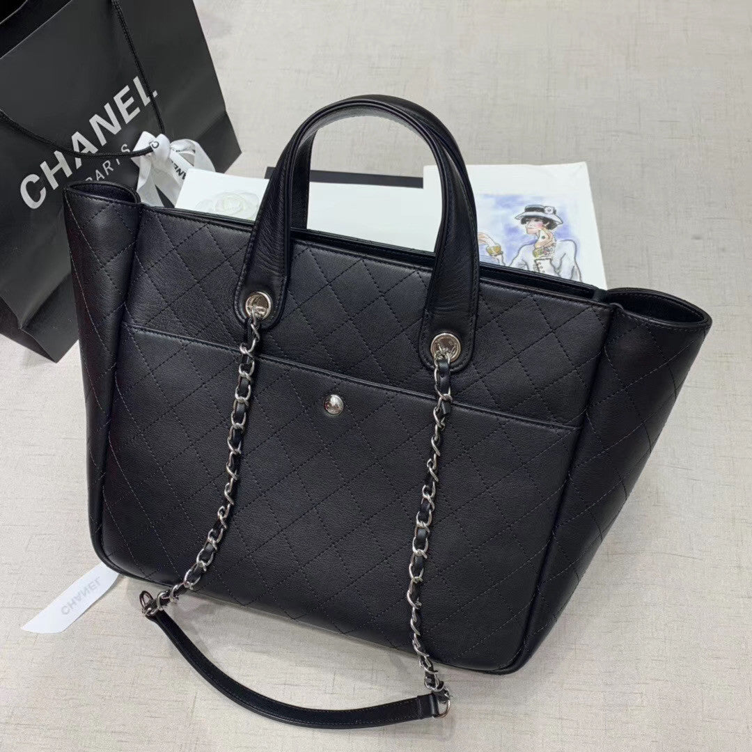 Chanel Large Zipped Tote
