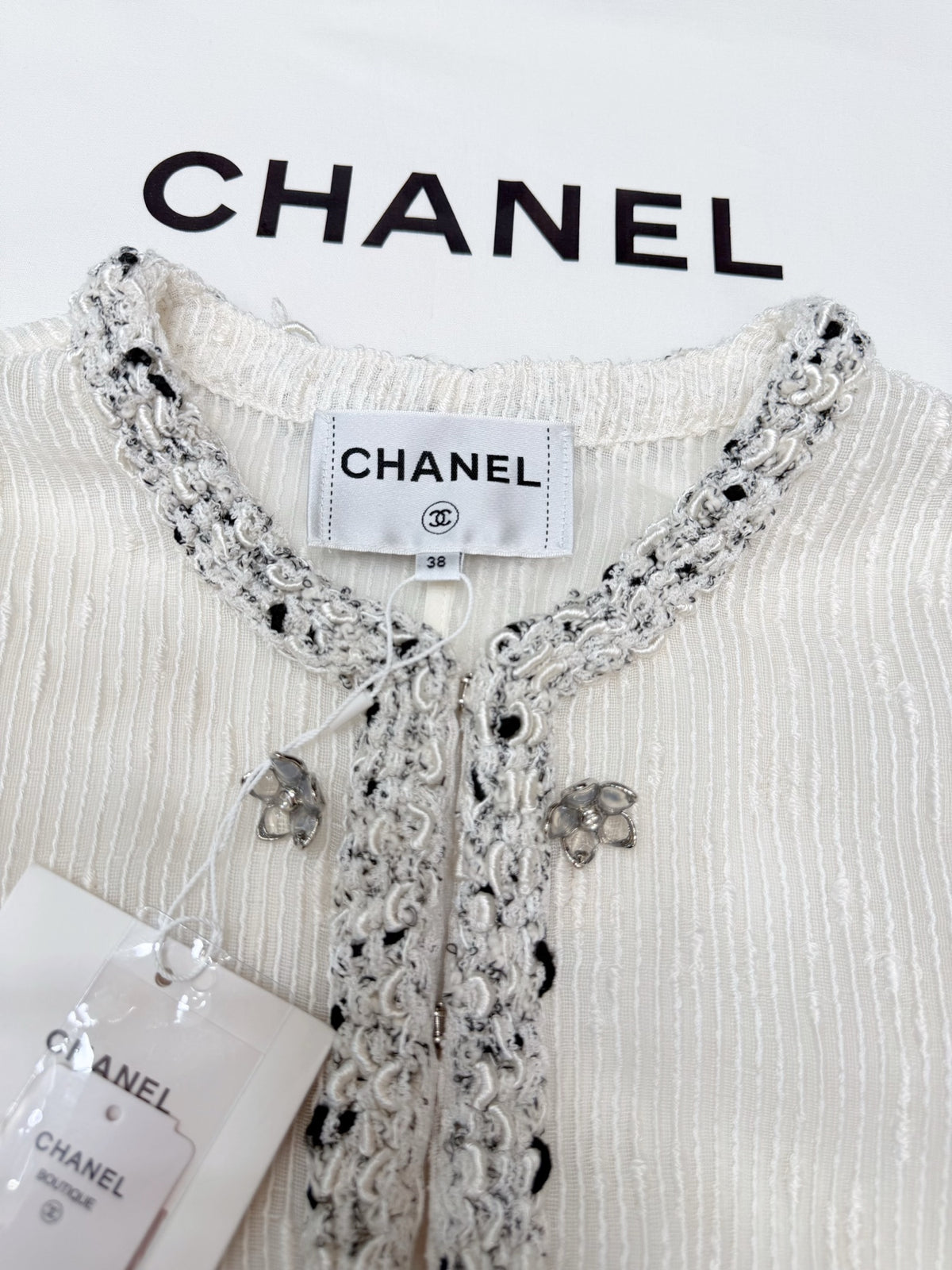 Chanel ivory cardigan - camellia buttons detail