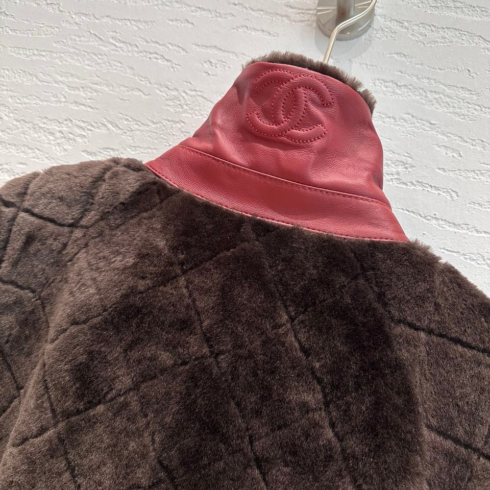 Chanel Shearling Coat with Diamond Quilting, Leather Belt and CC Logo — Fall/Winter 2026-2027 Chanel