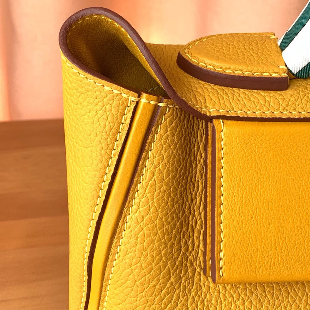 Hermes Kelly 24/24 Amber Swift & Togo Leather with Gold Hardware