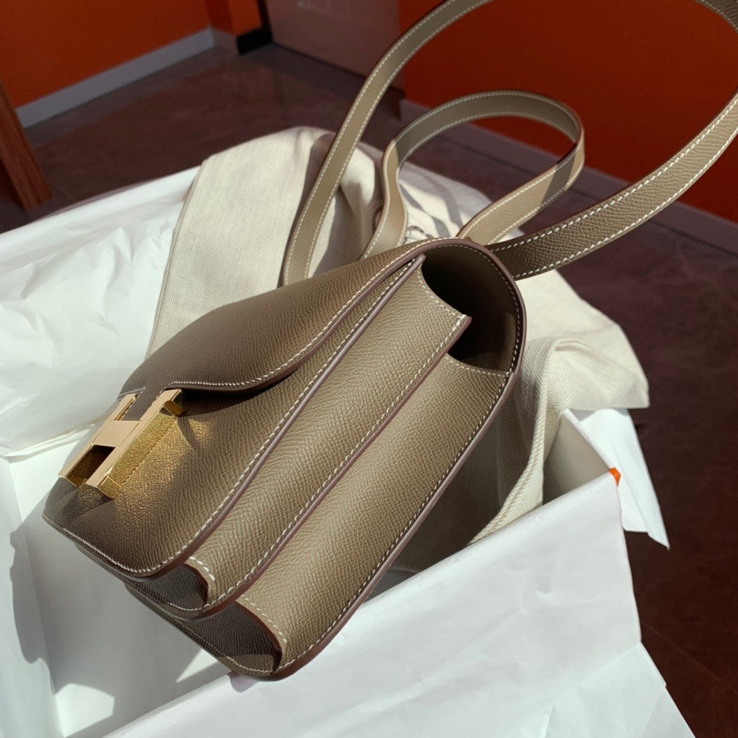 Hermes Etoupe Constance 24 Epsom bag with Gold Hardwares