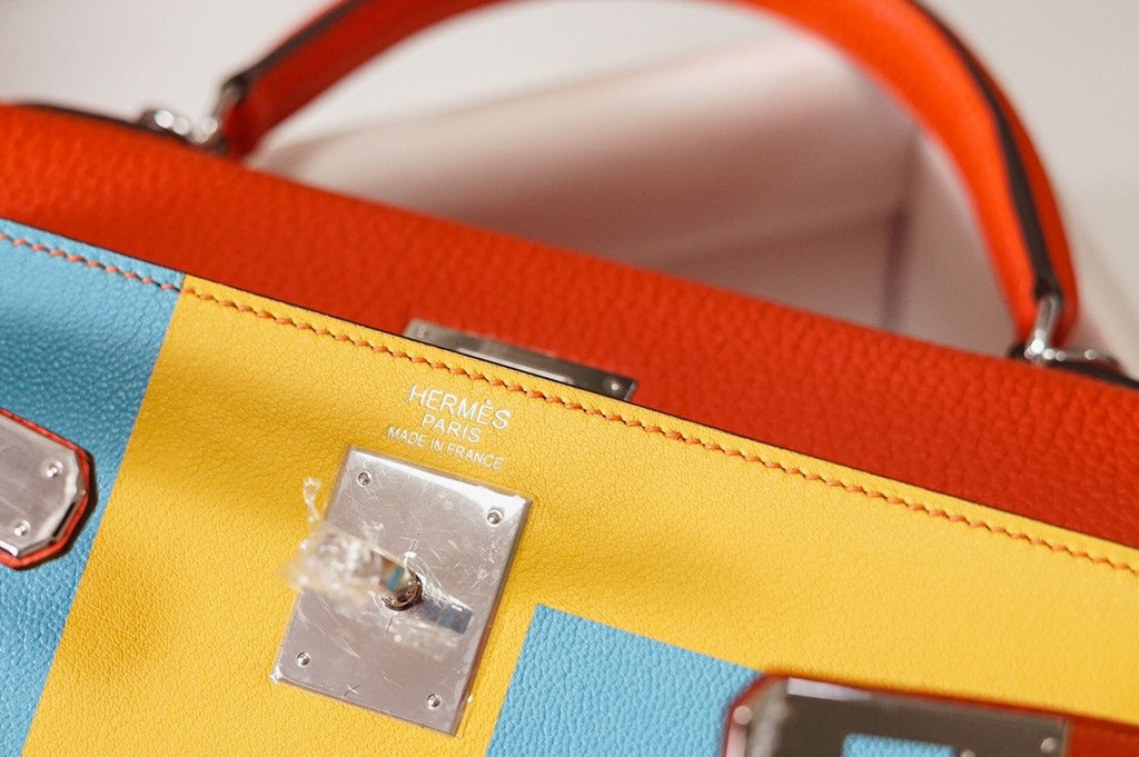 Hermes Limited Edition Kelly 28cm Lettre E Epsom PHW