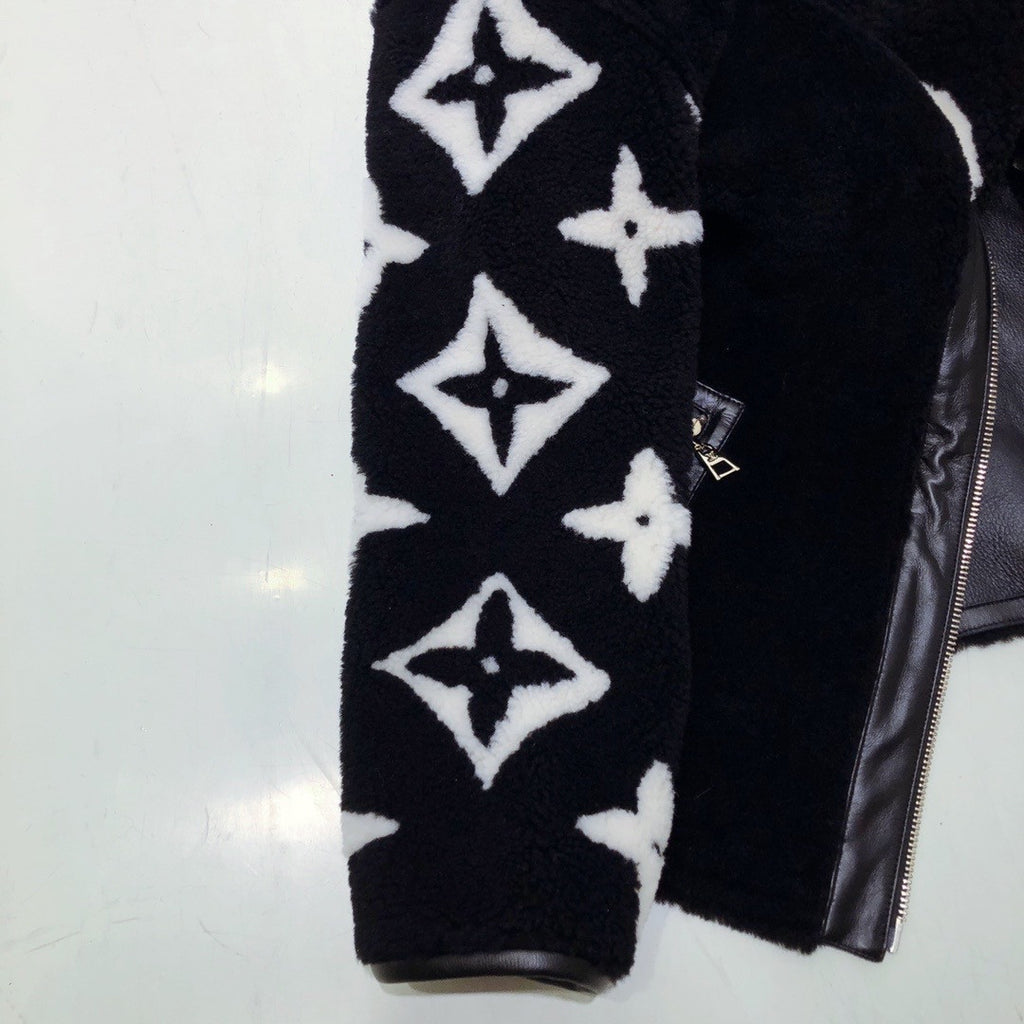 Louis Vuitton 1A8KYQ  MACRO MONOGRAM FLOWER SHEARLING JACKET