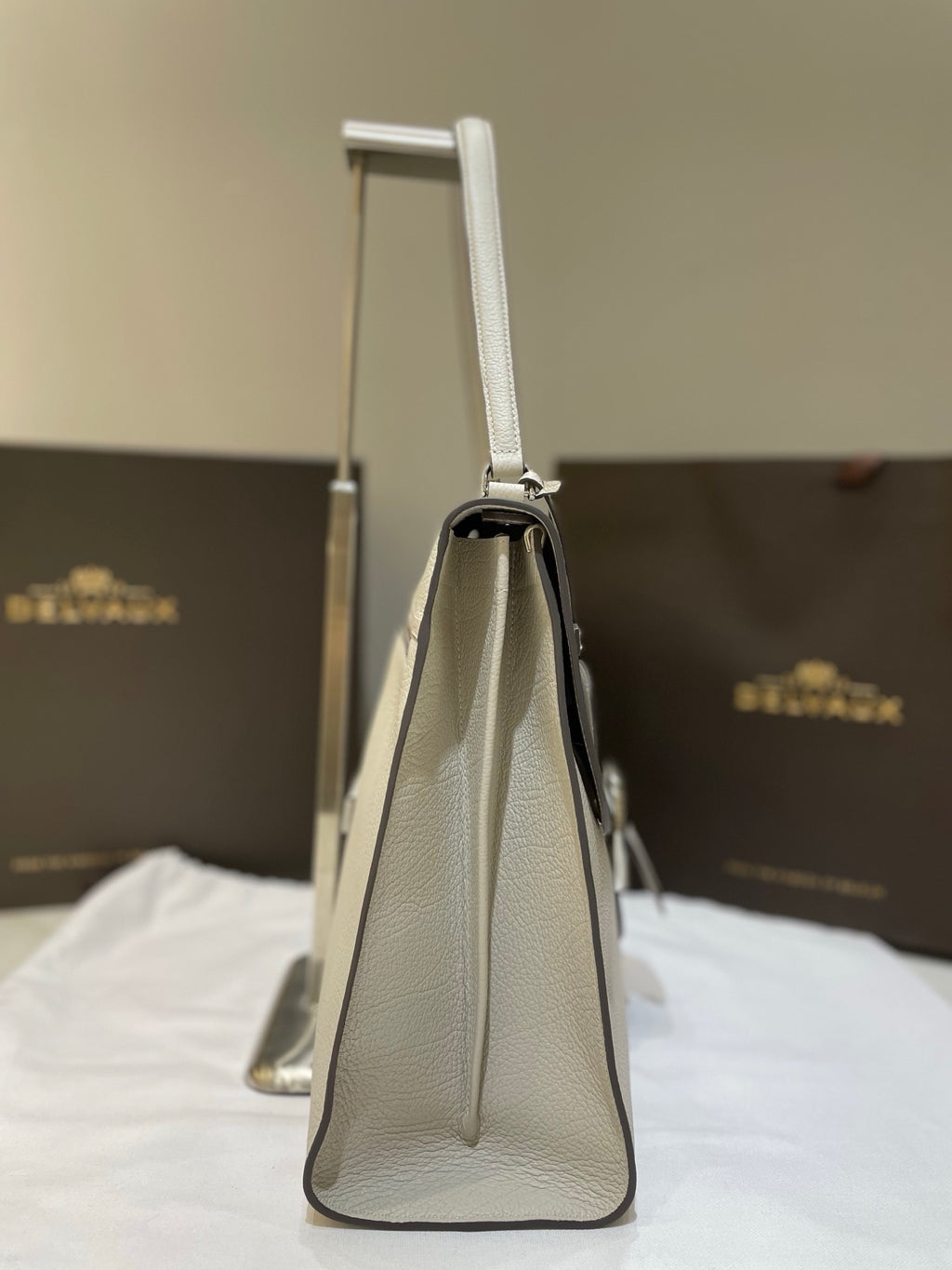 Delvaux Brillant Tempo Large (GM)  Allure Calfskin (Ivory / Off-White)