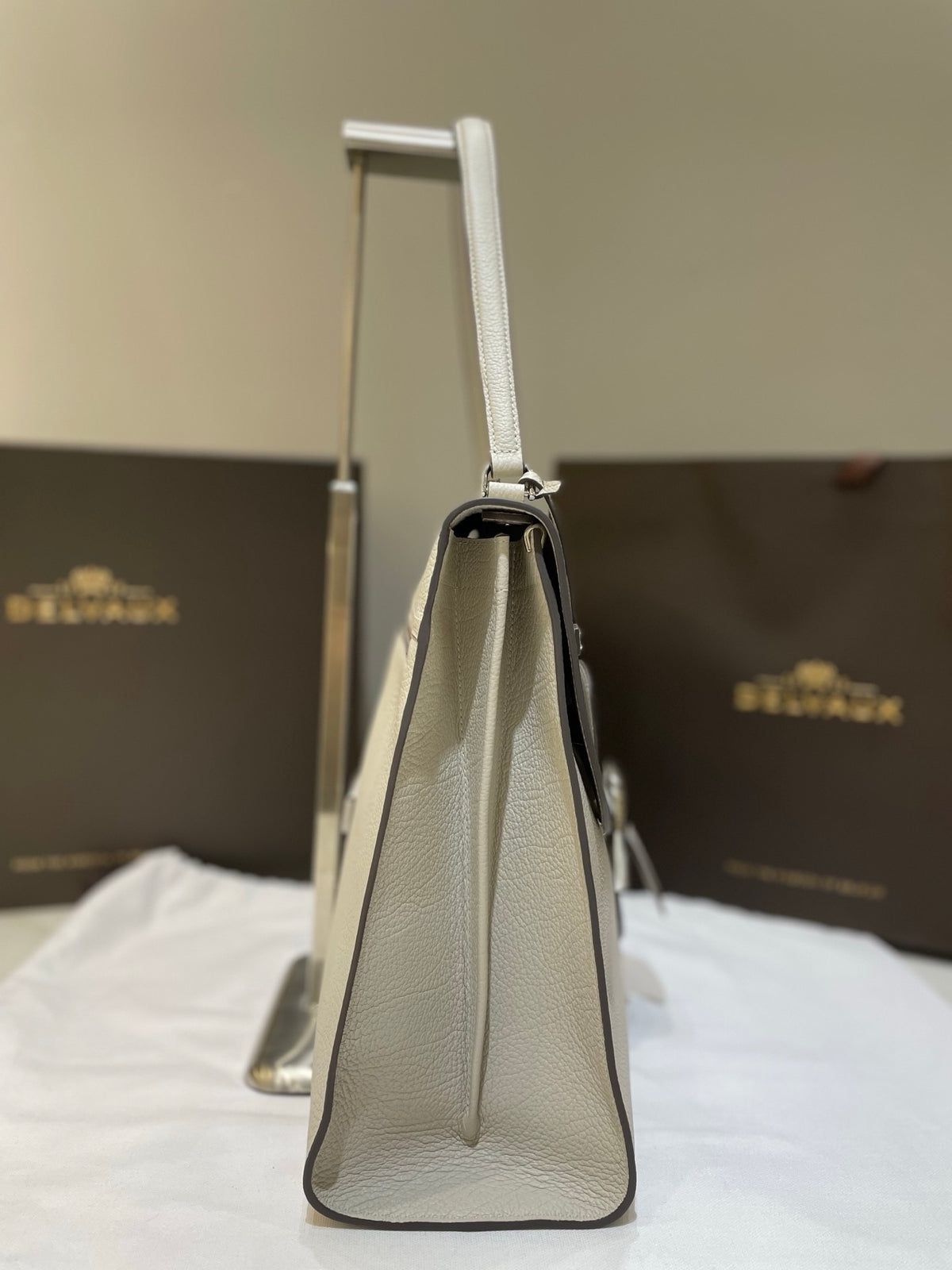 Delvaux Brillant Tempo Large (GM)  Allure Calfskin (Ivory / Off-White)