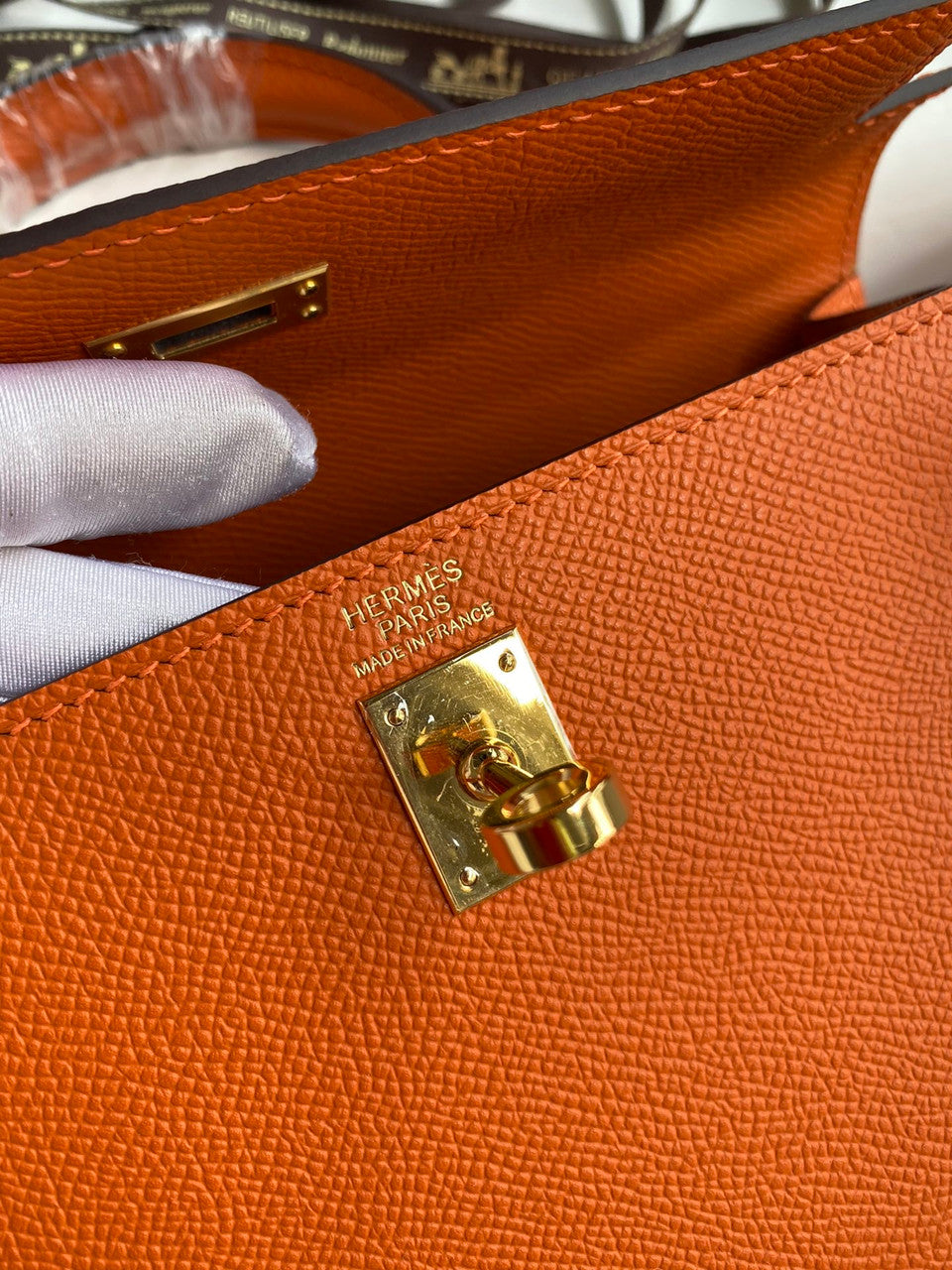 HERMES KELLY 28 SELLIER ORANGE EPSOM GOLD HARDWARE