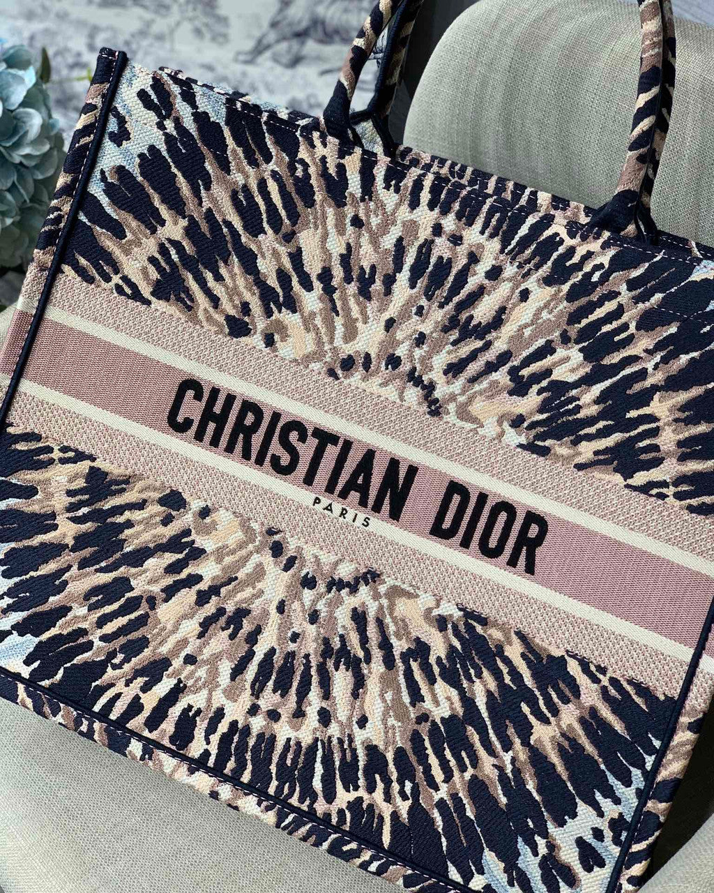 Christian Dior DIOR BOOK TOTE Multicolor Tie & Dior Embroidery