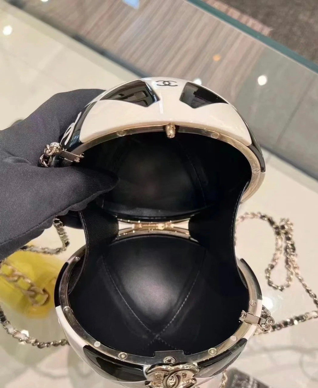 Chanel SPHERE MINAUDIERE
