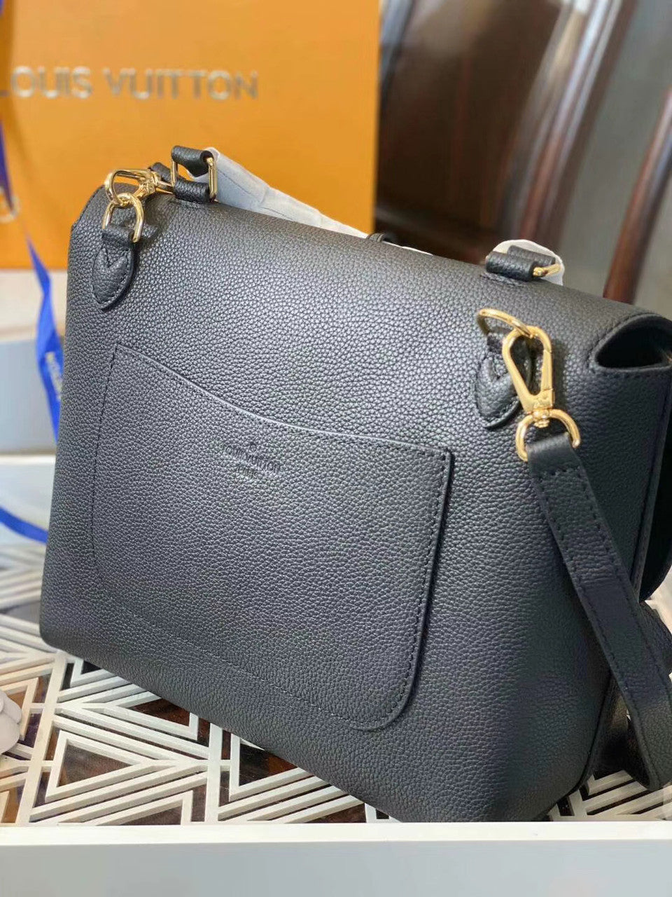 Louis Vuitton M55060 BOLSO VOLTA Black