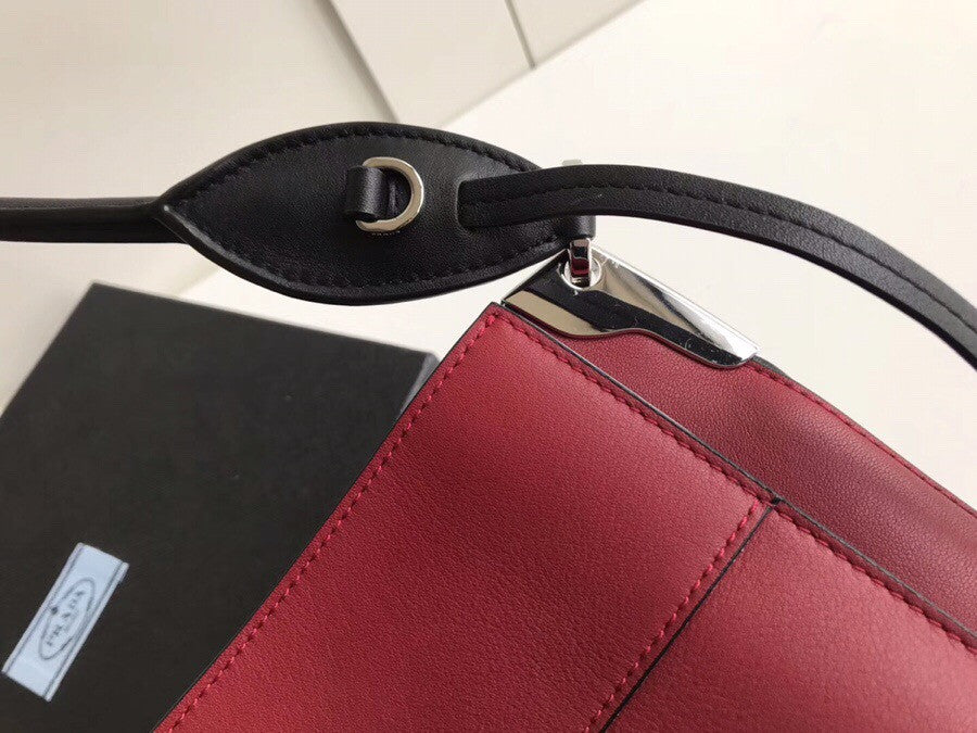Prada Margit leather shoulder bag Red