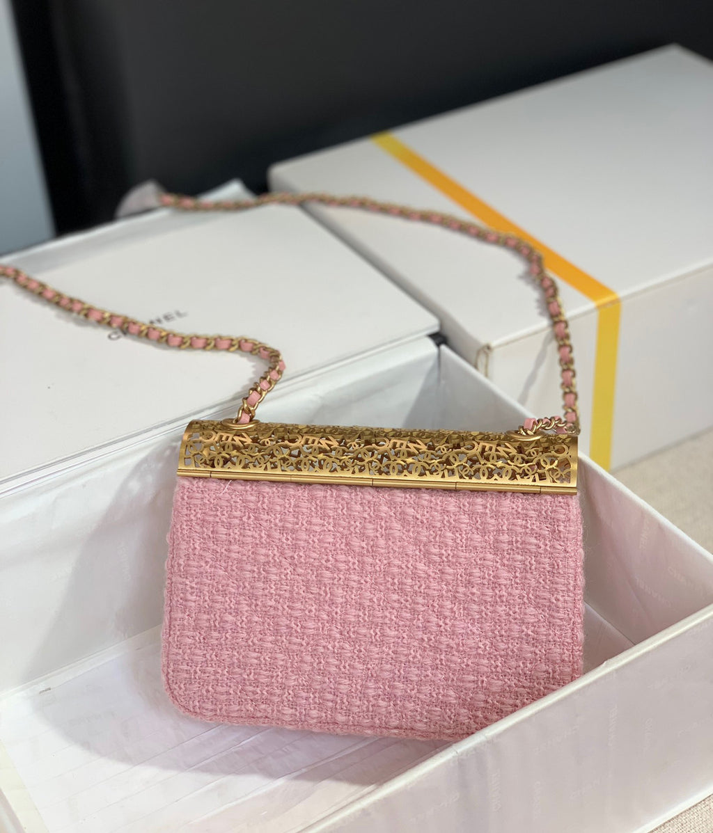Chanel Fall/Winter 2022-23 MINI EVENING BAG