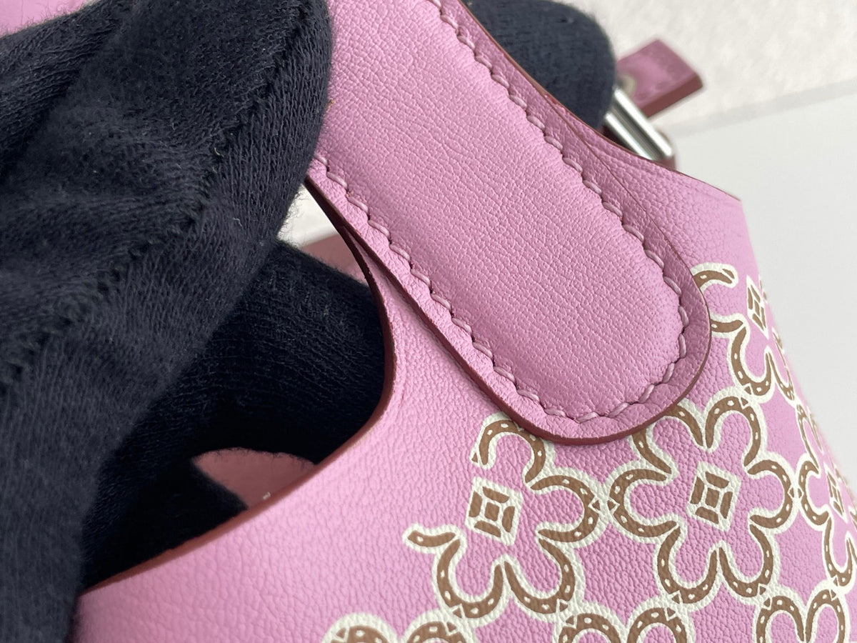 Hermès "Lucky Daisy" Mauve Sylvestre Swift Picotin Lock 18 Palladium Hardware, 2022