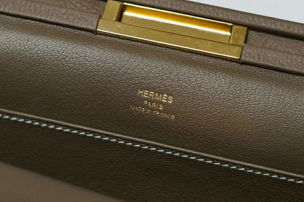 Hermes Clic-H 21 bag Etoupe Evercolor calfskin  with Gold hardwares