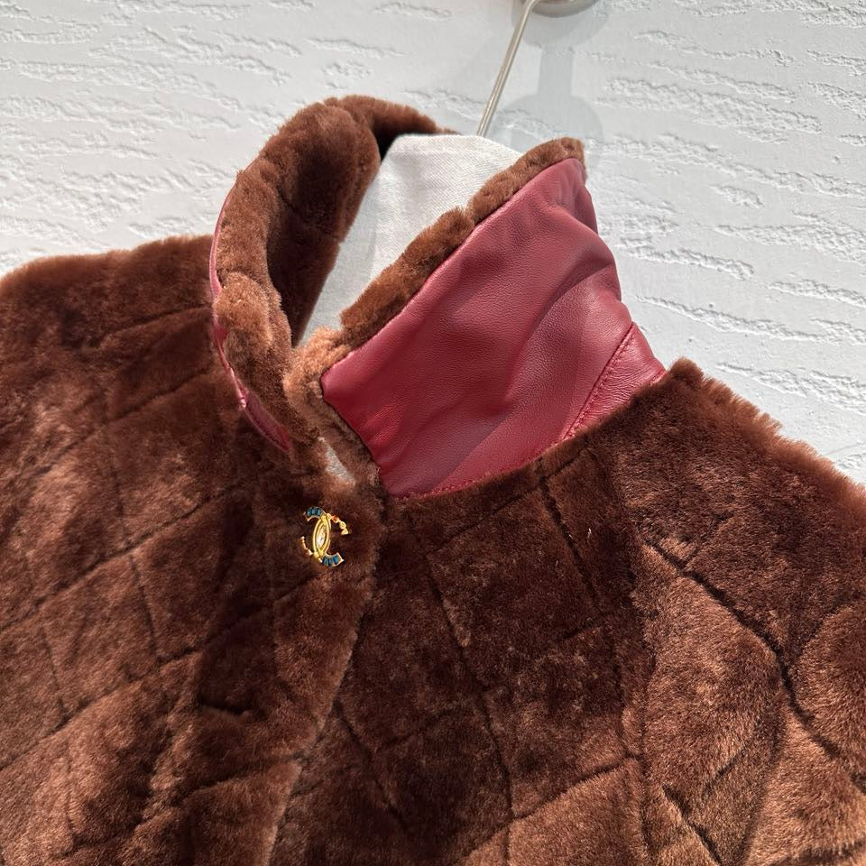 Chanel Shearling Coat with Diamond Quilting, Leather Belt and CC Logo — Fall/Winter 2026-2027 Chanel