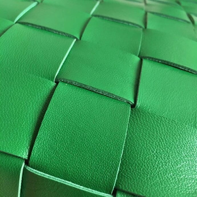Bottega Veneta MAXI SHOULDER BAG GREEN