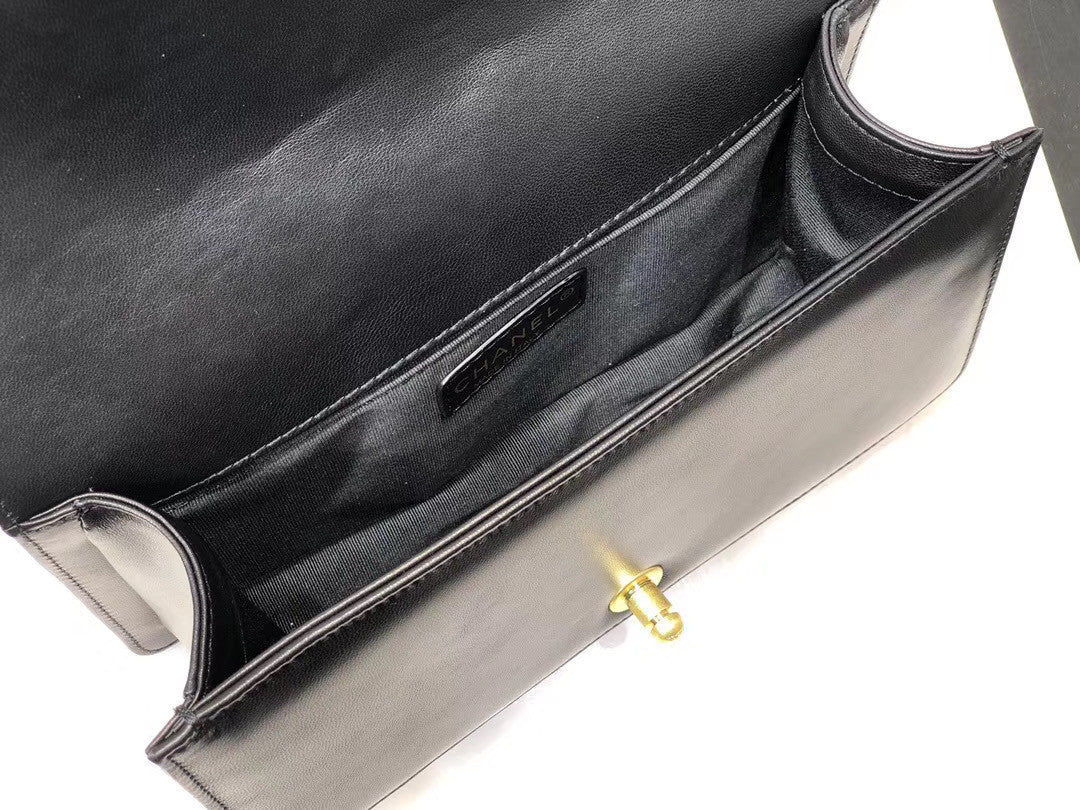 Chanel BOY CHANEL Handbag A67086