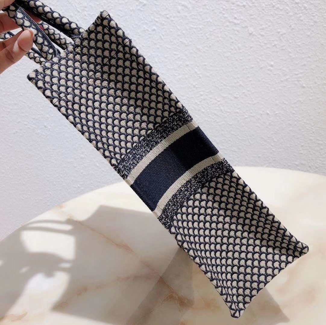 Christian Dior MULTICOLOR TAROT SOLEIL EMBROIDERED VERTICAL DIOR BOOK TOTE 18