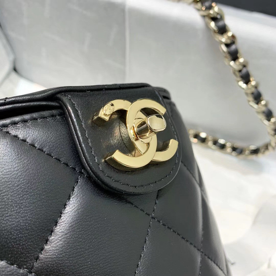 Chanel Round Vanity Case
