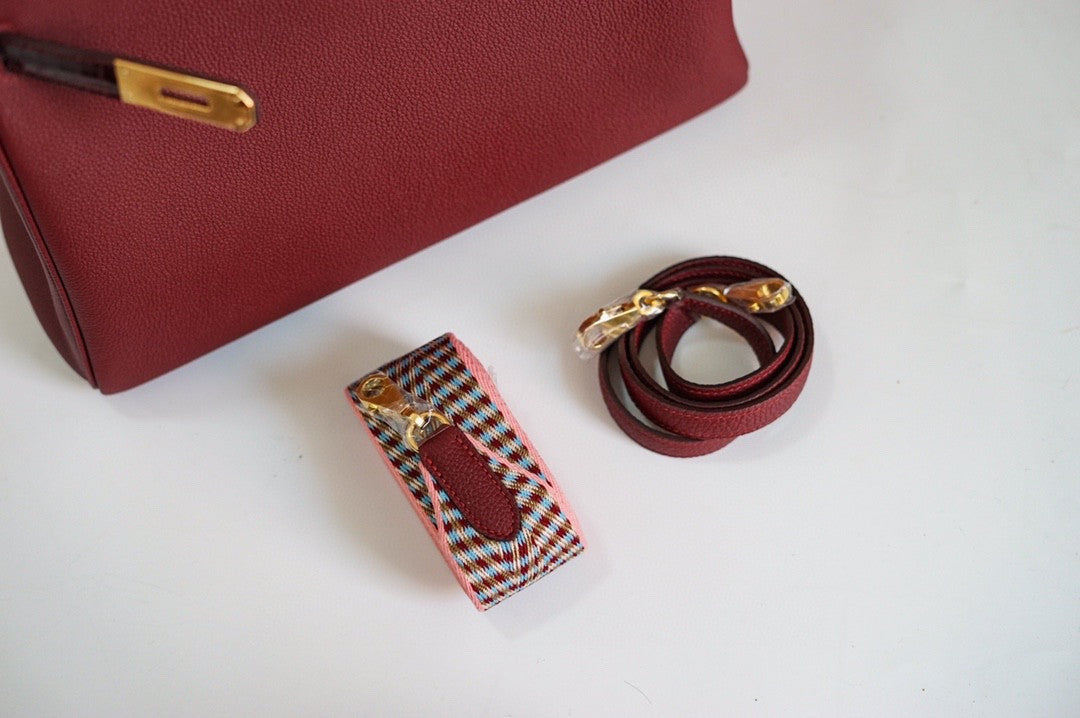 Hermes Bordeaux Kelly Touch bag 32 Retourne Togo/ Niloticus Crocodile