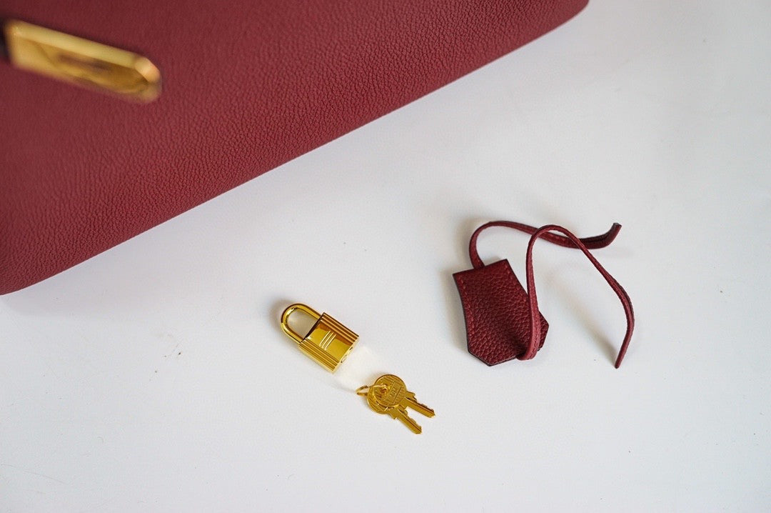 Hermes Bordeaux Kelly Touch bag 32 Retourne Togo/ Niloticus Crocodile