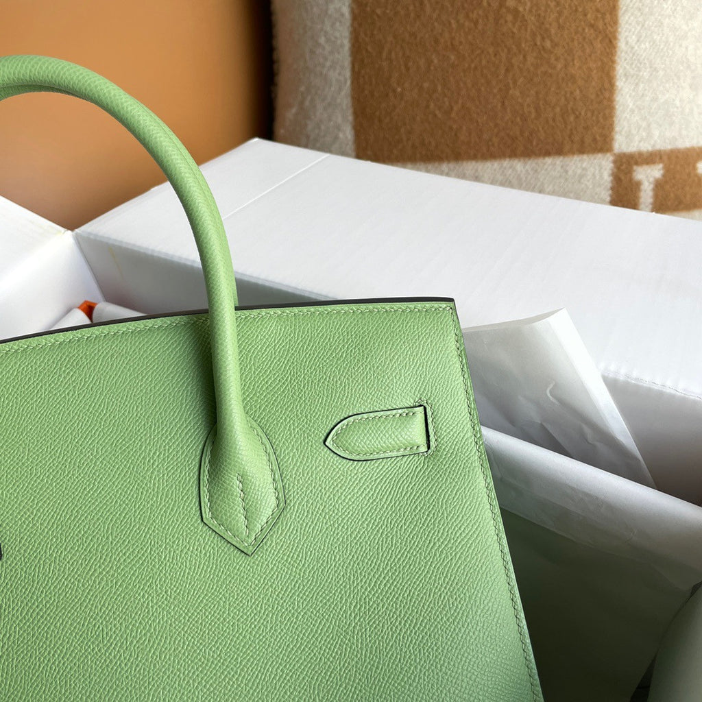 Hermès Vert Criquet Birkin 30 cm Epsom Leather Gold Hardware