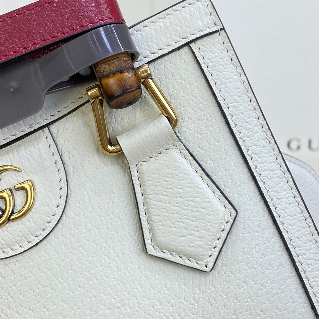Gucci Diana Mini tote bag White