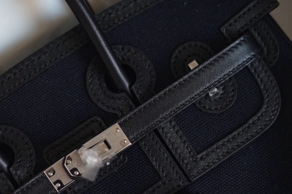 Hermes Limited Edition Cargo Birkin 25 cm Black Swift and canvas