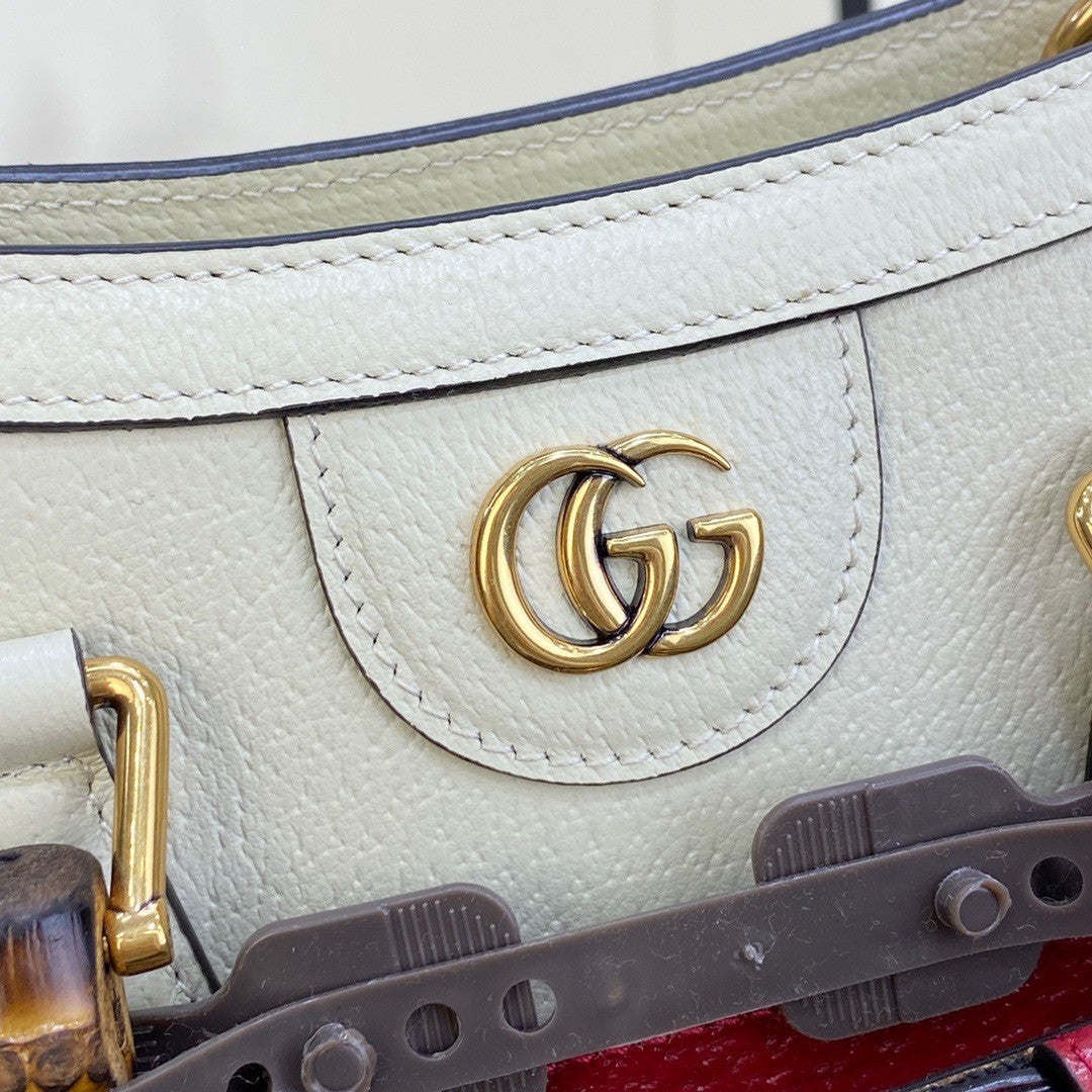 Gucci Diana Mini tote bag White