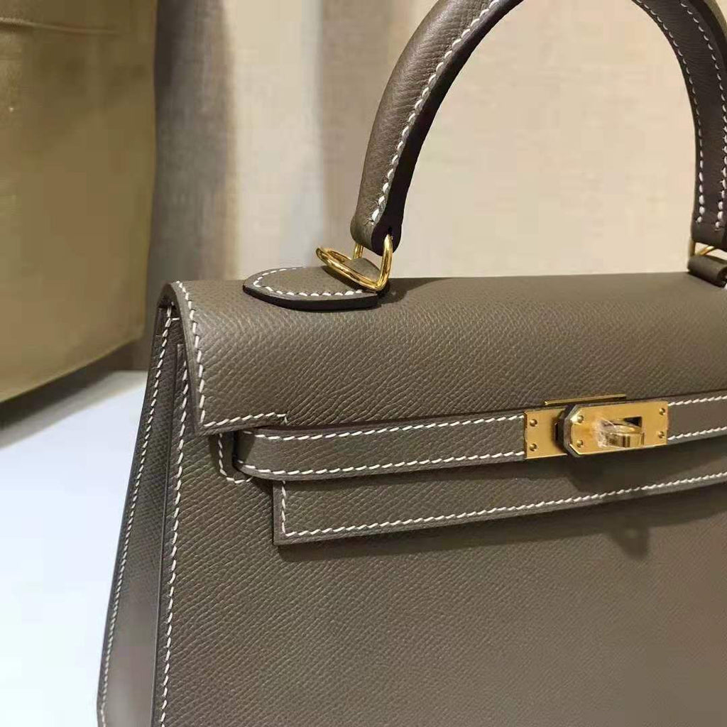 Hermès Etoupe  Kelly 28  Epsom Gold Hardware