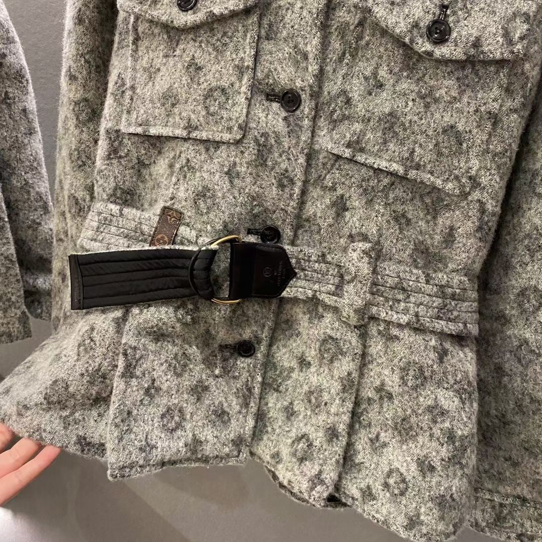 Louis Vuitton 1A81YZ  SAFARI JACKET IN GRAY BOUCLETTE WITH MONOGRAM MOTIF
