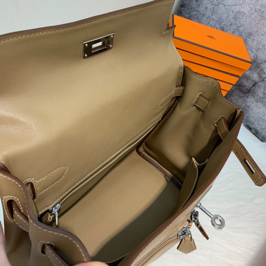 Hermes Special Order Kelly Lakis 32 Abricot with Palladium Hardware