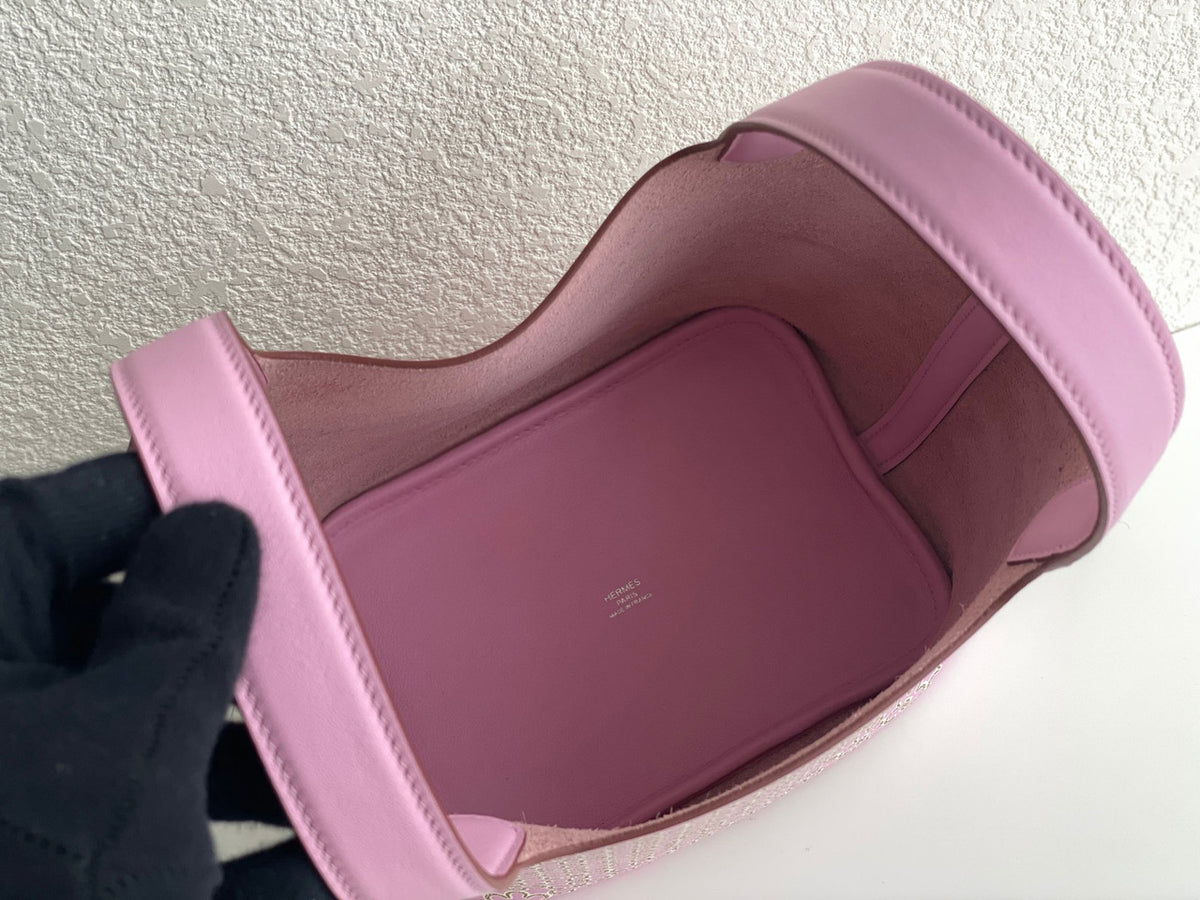 Hermès "Lucky Daisy" Mauve Sylvestre Swift Picotin Lock 18 Palladium Hardware, 2022